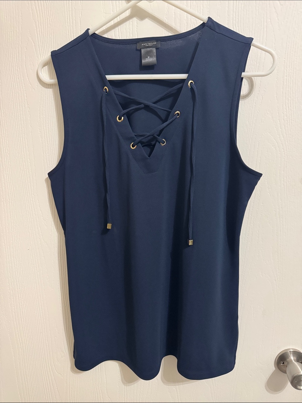 Ann Taylor Factory Lace-Up Sleeveless Blouse Women’s Medium Career Office Fall